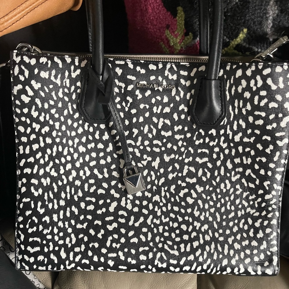 Michael Kors Black and White Hobo Bag